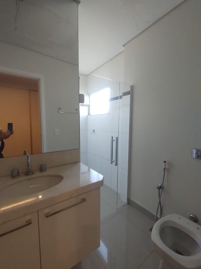 Casa de Condomínio à venda e aluguel com 4 quartos, 330m² - Foto 16