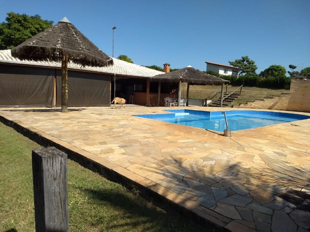 Chácara à venda com 2 quartos, 330m² - Foto 8