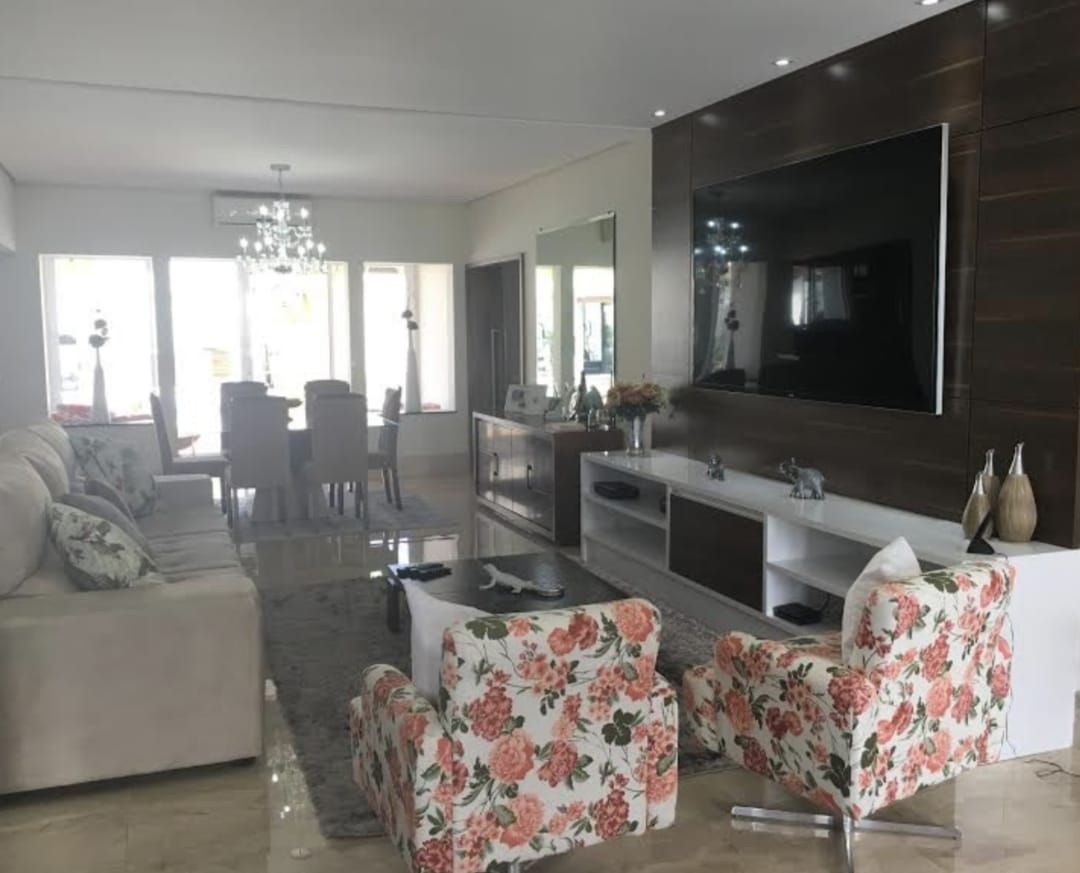 Casa de Condomínio à venda com 3 quartos, 650m² - Foto 14