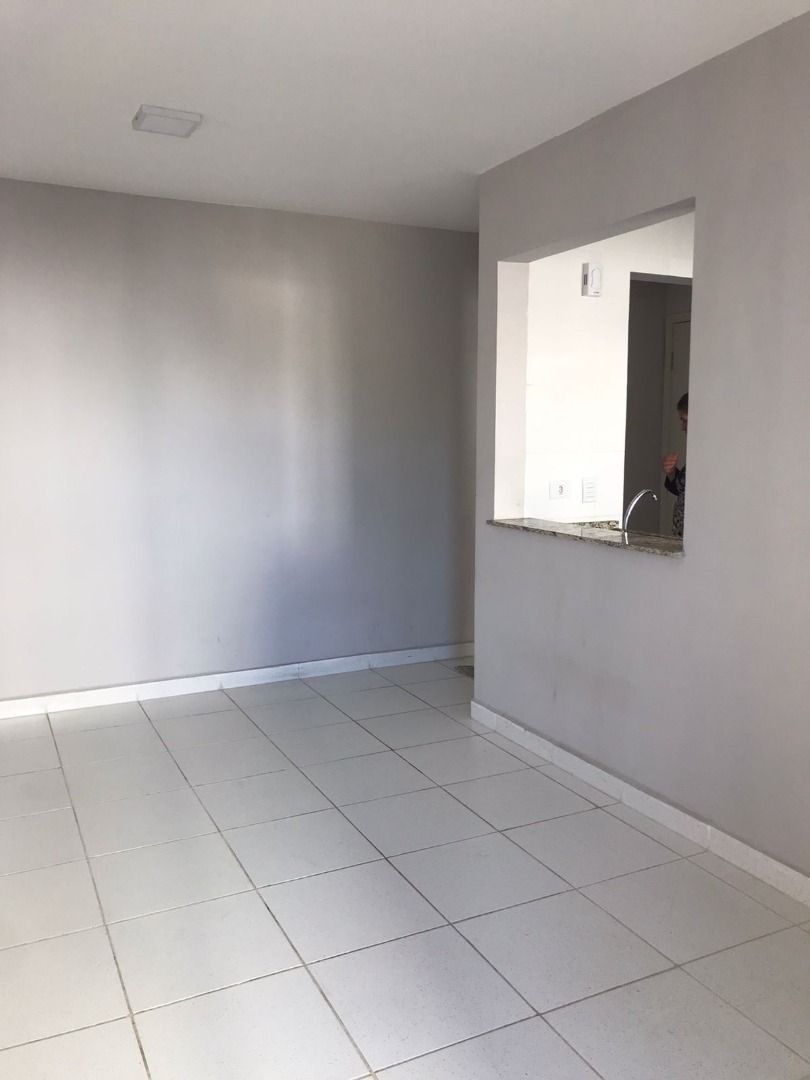 Apartamento à venda com 2 quartos, 55m² - Foto 5