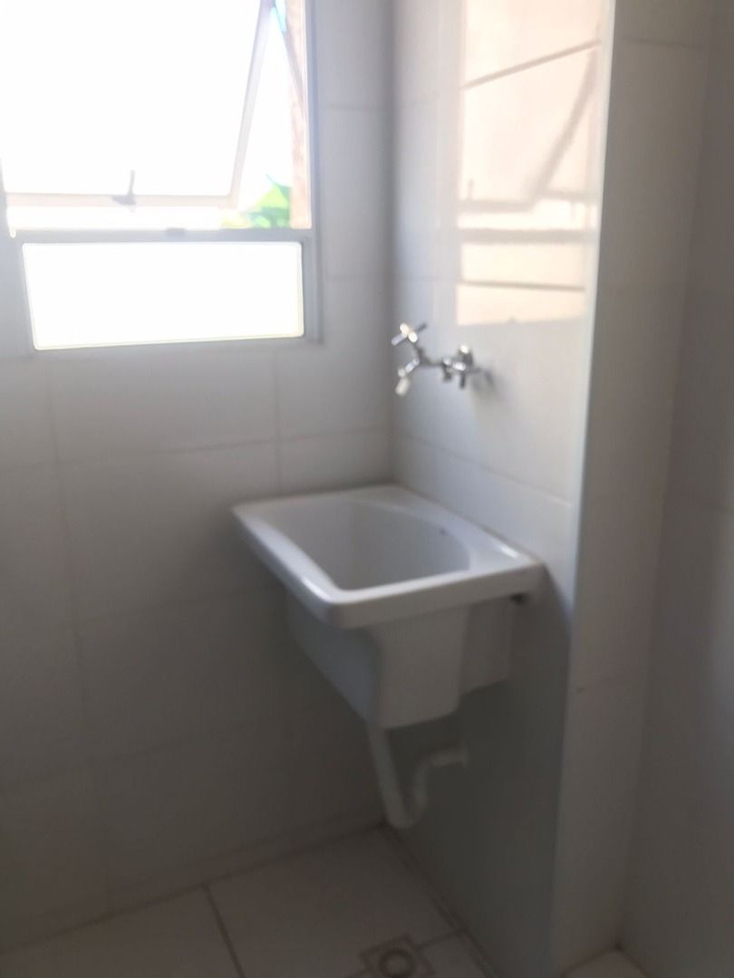 Apartamento à venda com 2 quartos, 55m² - Foto 9