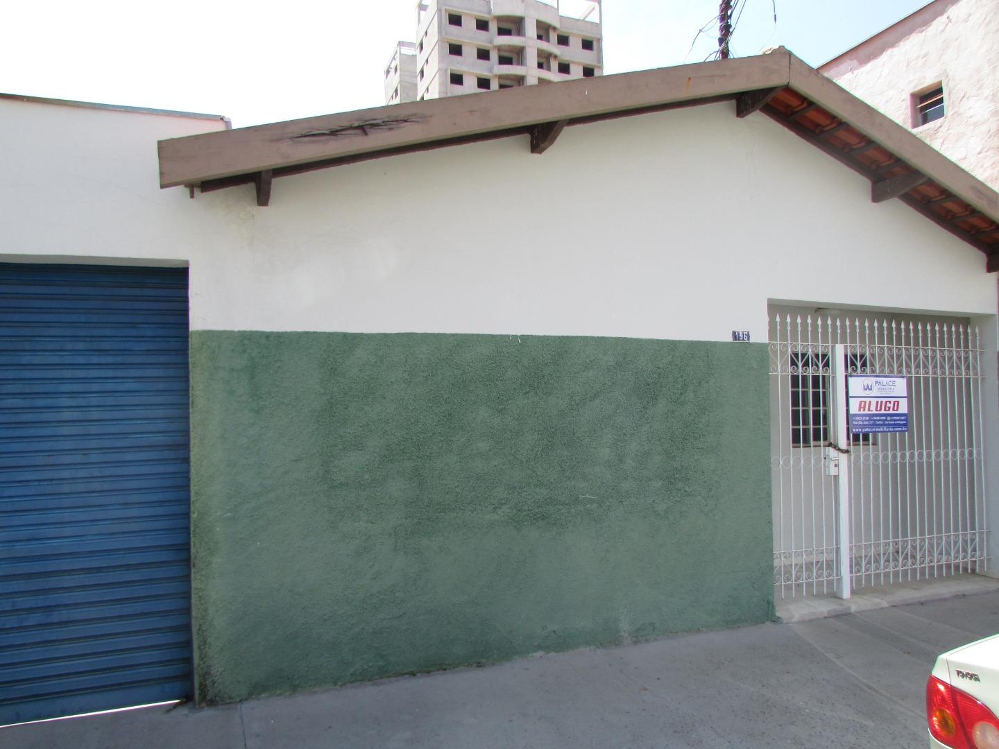 Casa para alugar com 2 quartos, 80m² - Foto 2