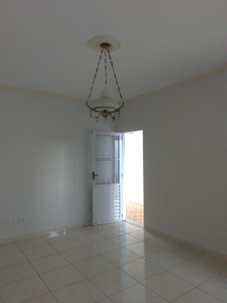 Casa para alugar com 3 quartos, 122m² - Foto 15