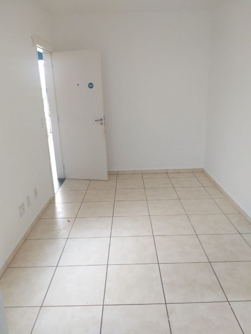 Apartamento à venda com 2 quartos, 46m² - Foto 4