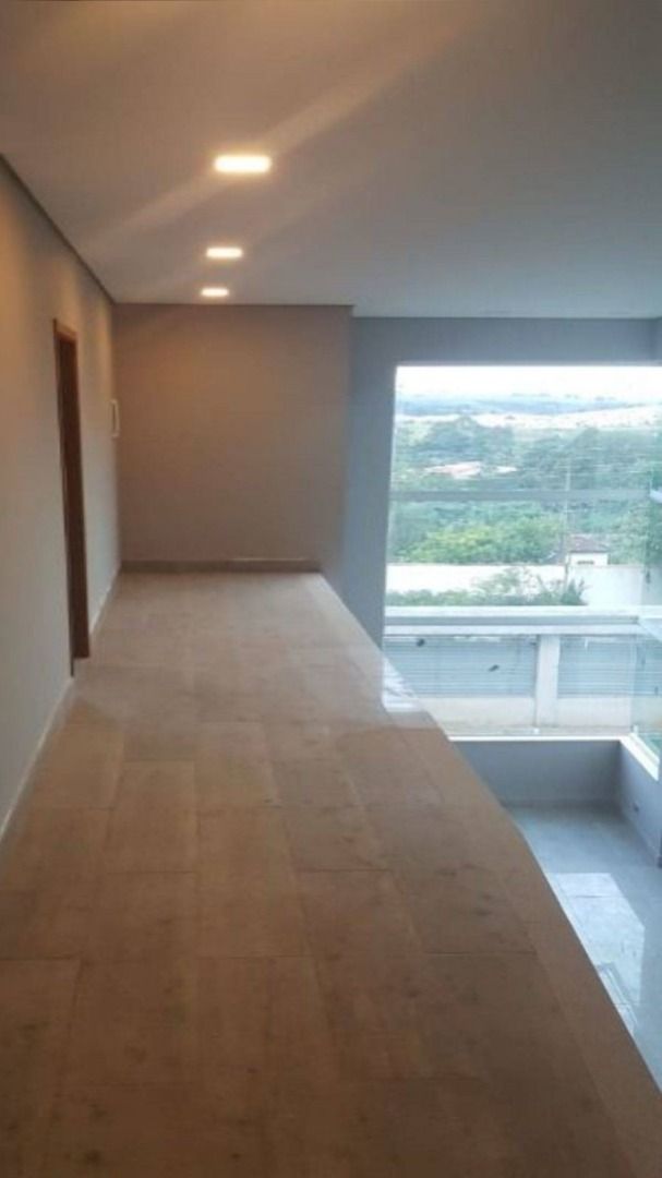 Casa à venda com 4 quartos, 313m² - Foto 10