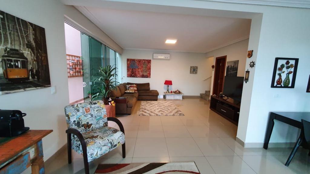 Casa de Condomínio à venda com 6 quartos, 480m² - Foto 12