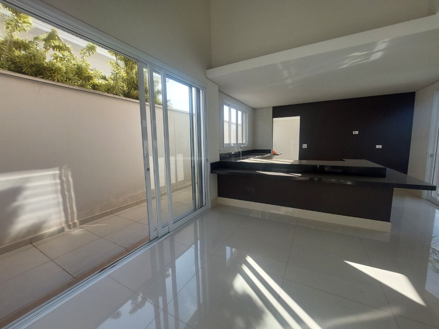 Casa de Condomínio à venda com 3 quartos, 290m² - Foto 24