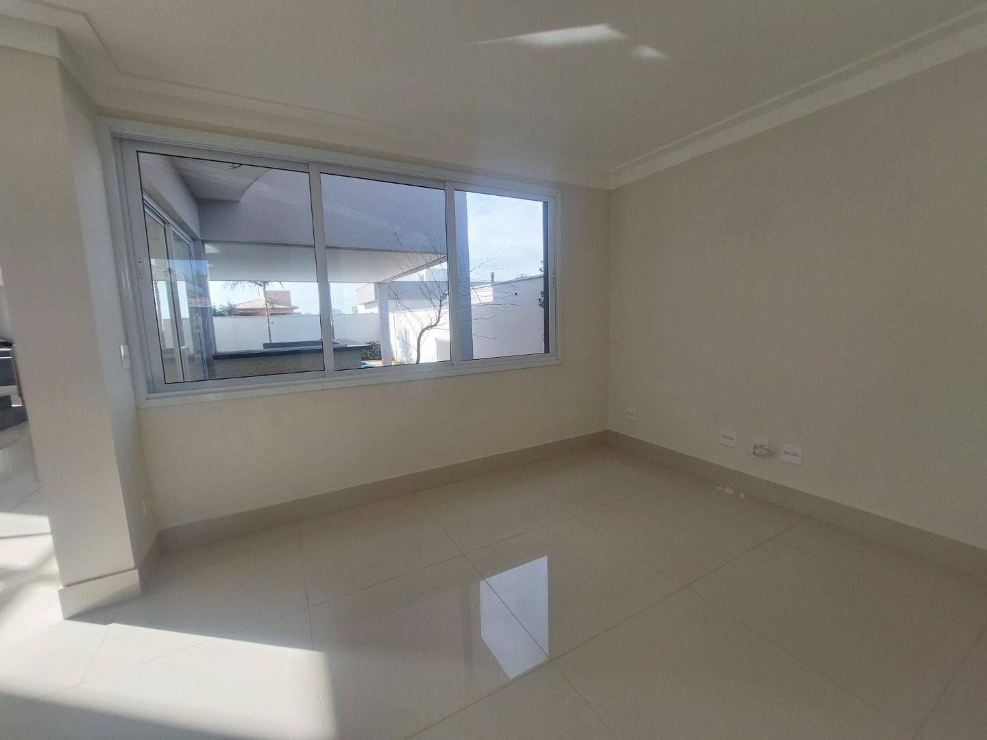 Casa de Condomínio à venda com 3 quartos, 290m² - Foto 5