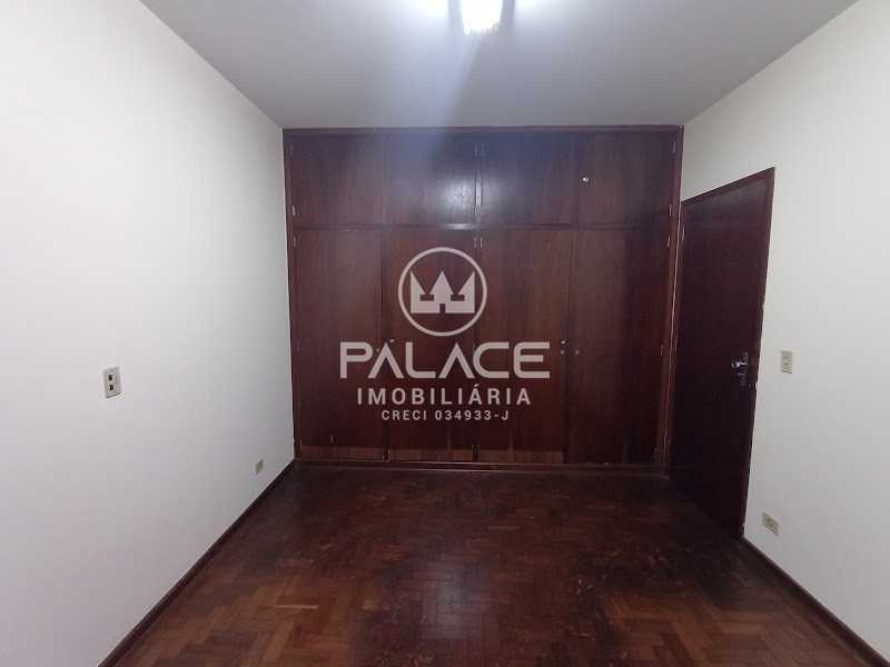 Casa para alugar com 3 quartos, 200m² - Foto 16