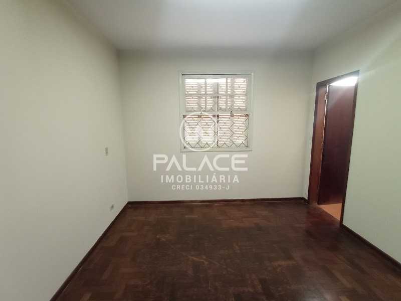 Casa para alugar com 3 quartos, 200m² - Foto 17