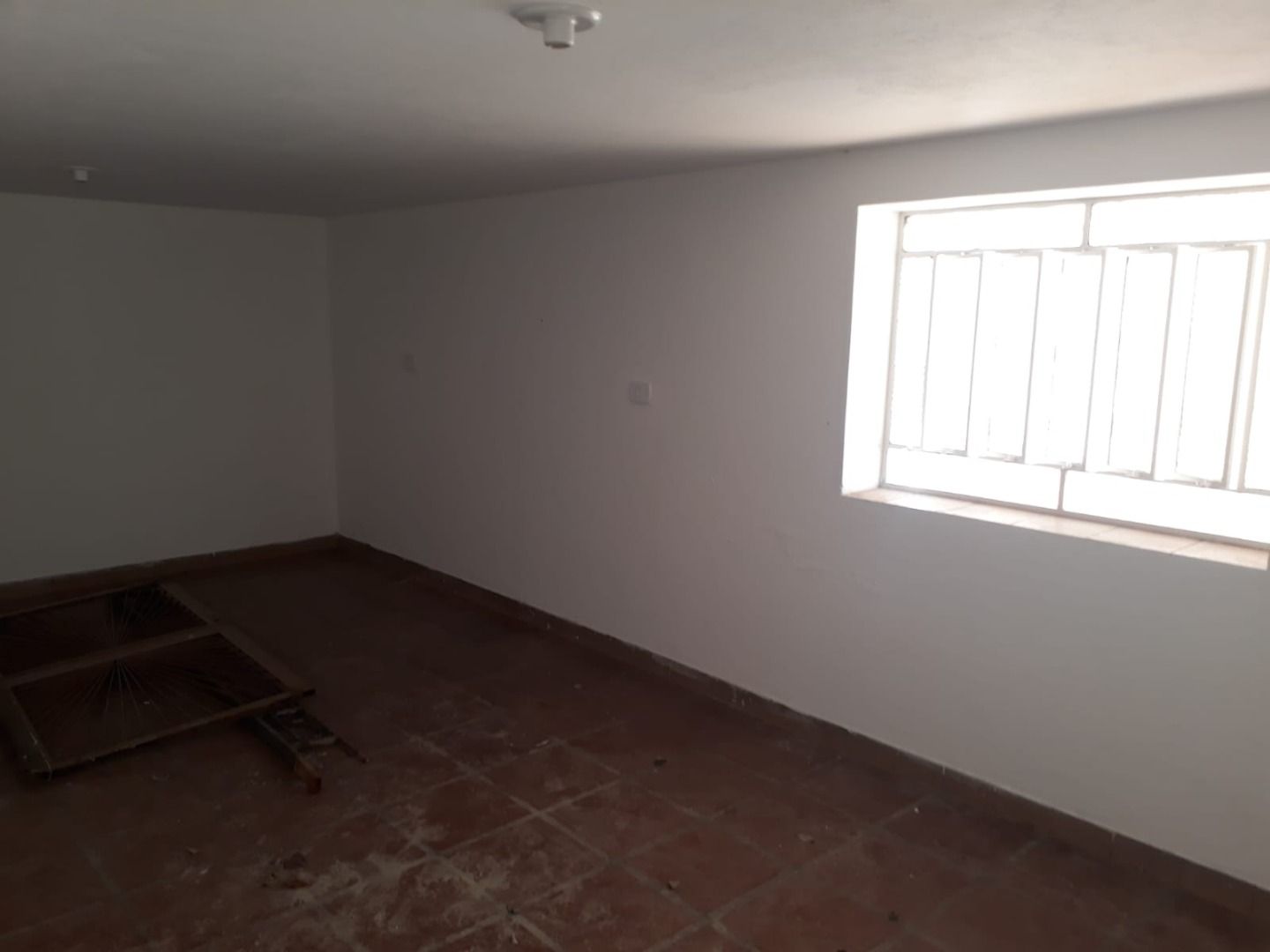 Casa para alugar com 4 quartos, 300m² - Foto 8