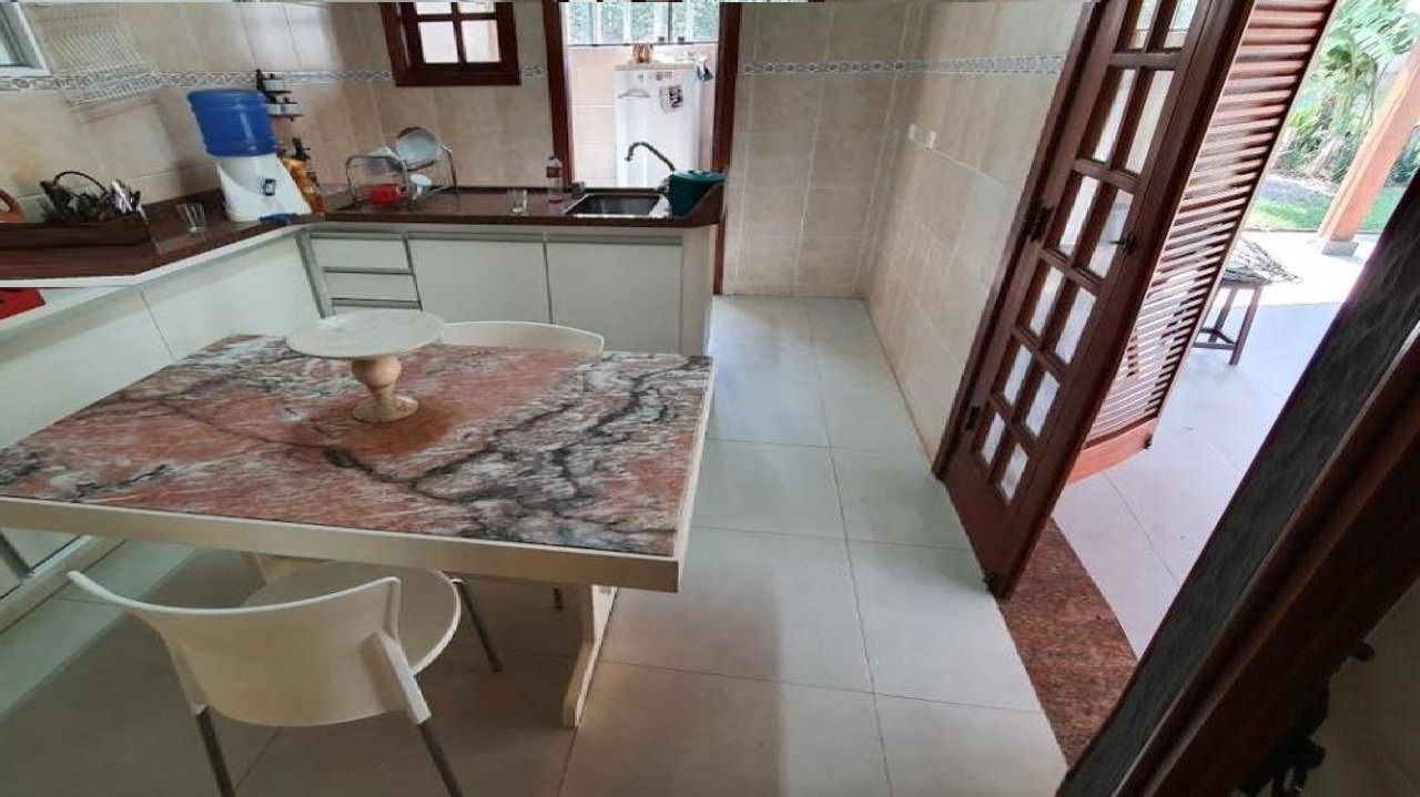 Chácara à venda com 7 quartos, 300m² - Foto 9