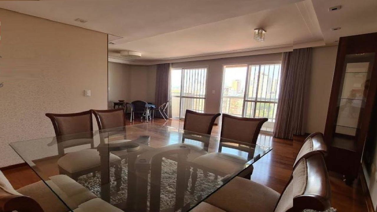 Apartamento à venda com 3 quartos, 146m² - Foto 2