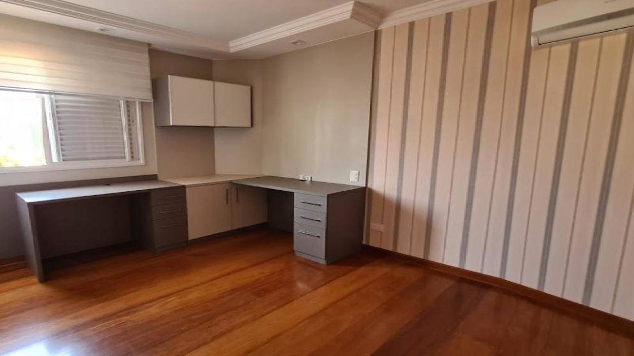 Apartamento à venda com 3 quartos, 146m² - Foto 4