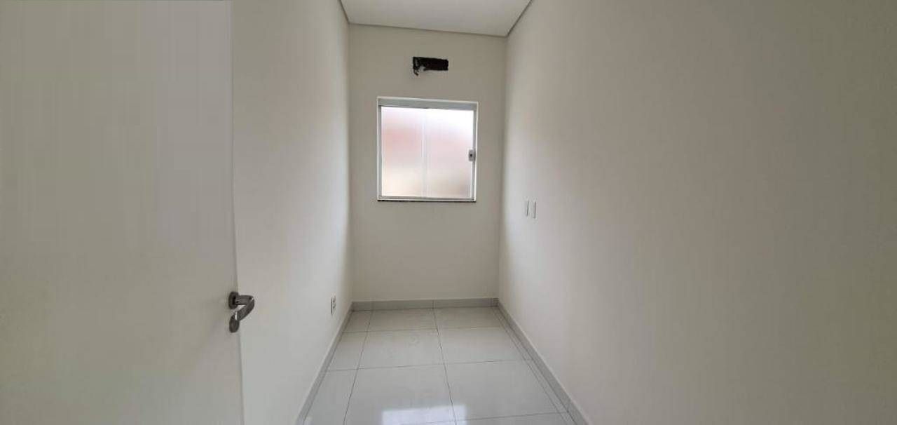 Casa Comercial à venda com 4 quartos, 305m² - Foto 12