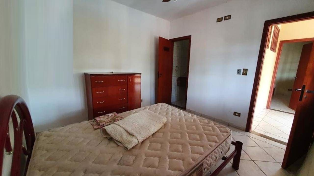 Chácara à venda com 5 quartos, 380m² - Foto 18