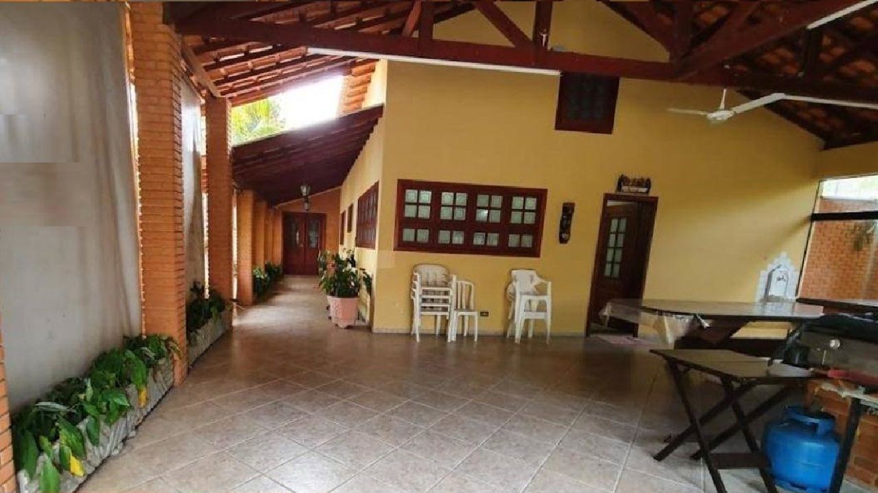 Chácara à venda com 5 quartos, 380m² - Foto 4