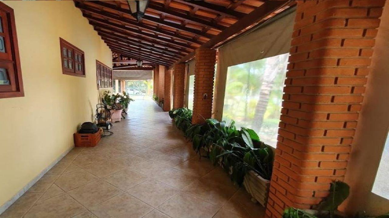 Chácara à venda com 5 quartos, 380m² - Foto 5