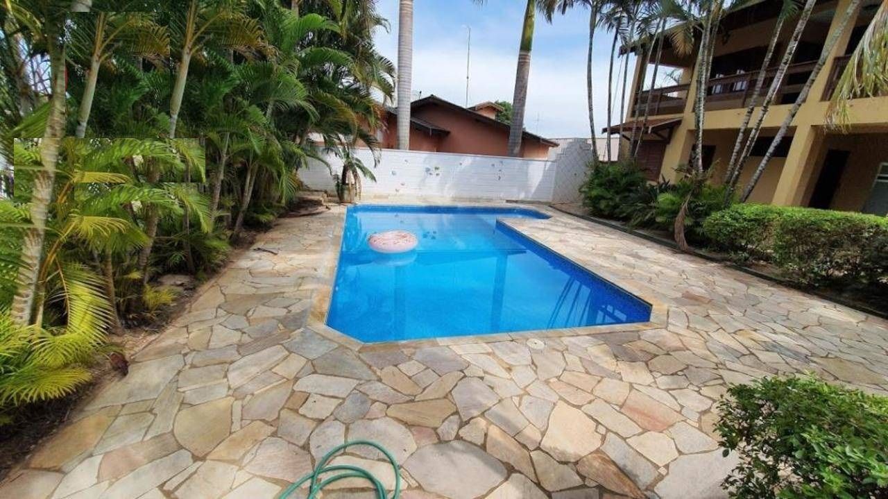 Chácara à venda com 5 quartos, 380m² - Foto 8