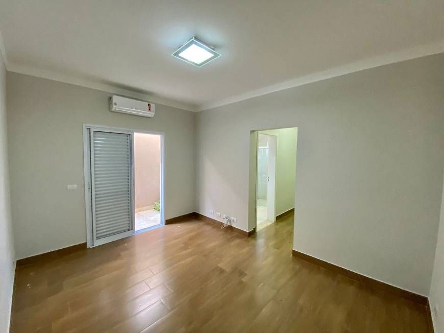 Casa à venda com 3 quartos, 200m² - Foto 17