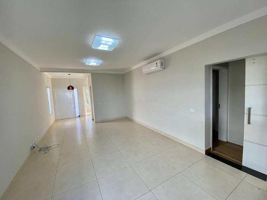 Casa à venda com 3 quartos, 200m² - Foto 5