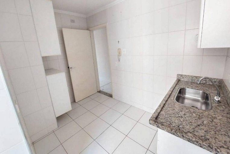 Apartamento à venda com 3 quartos, 71m² - Foto 7