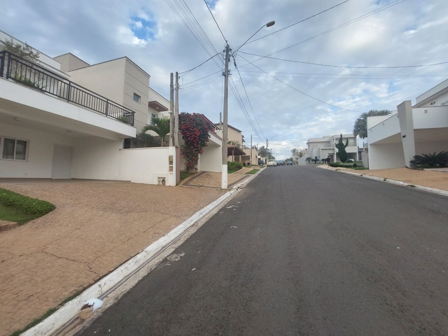 Casa de Condomínio à venda com 3 quartos, 400m² - Foto 3