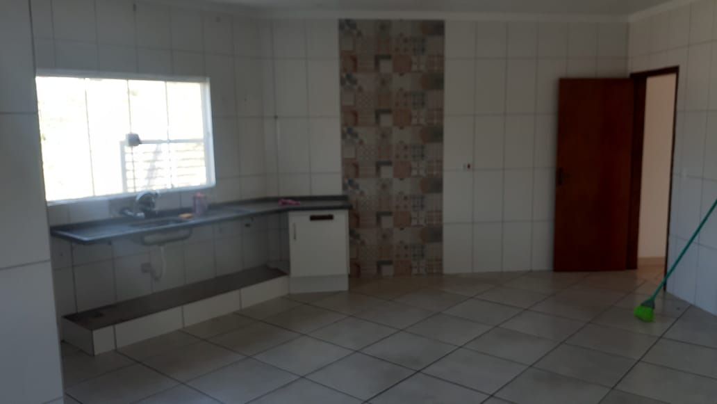 Chácara à venda com 3 quartos, 197m² - Foto 4