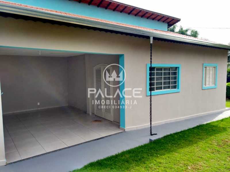 Chácara à venda com 3 quartos, 200m² - Foto 9