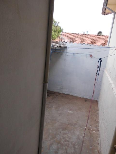 Casa Comercial para alugar com 1 quarto, 70m² - Foto 6