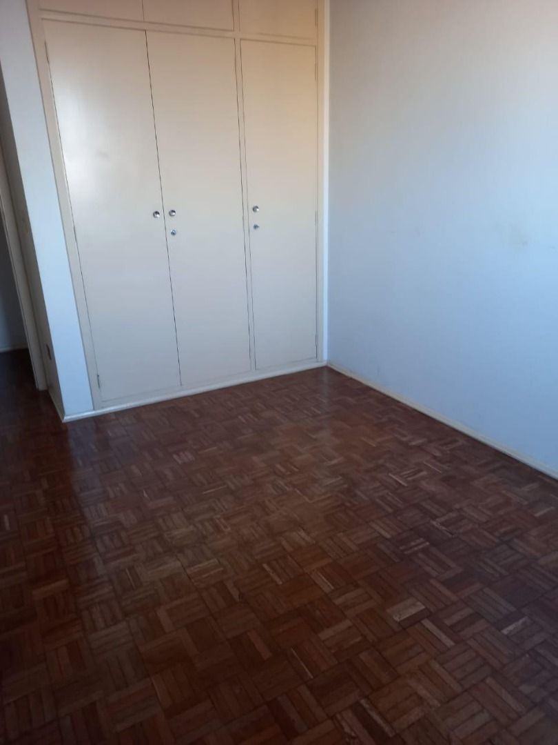 Apartamento à venda com 3 quartos, 131m² - Foto 6