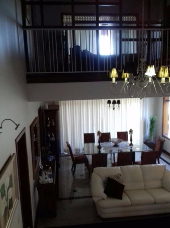 Casa à venda com 3 quartos, 300m² - Foto 9