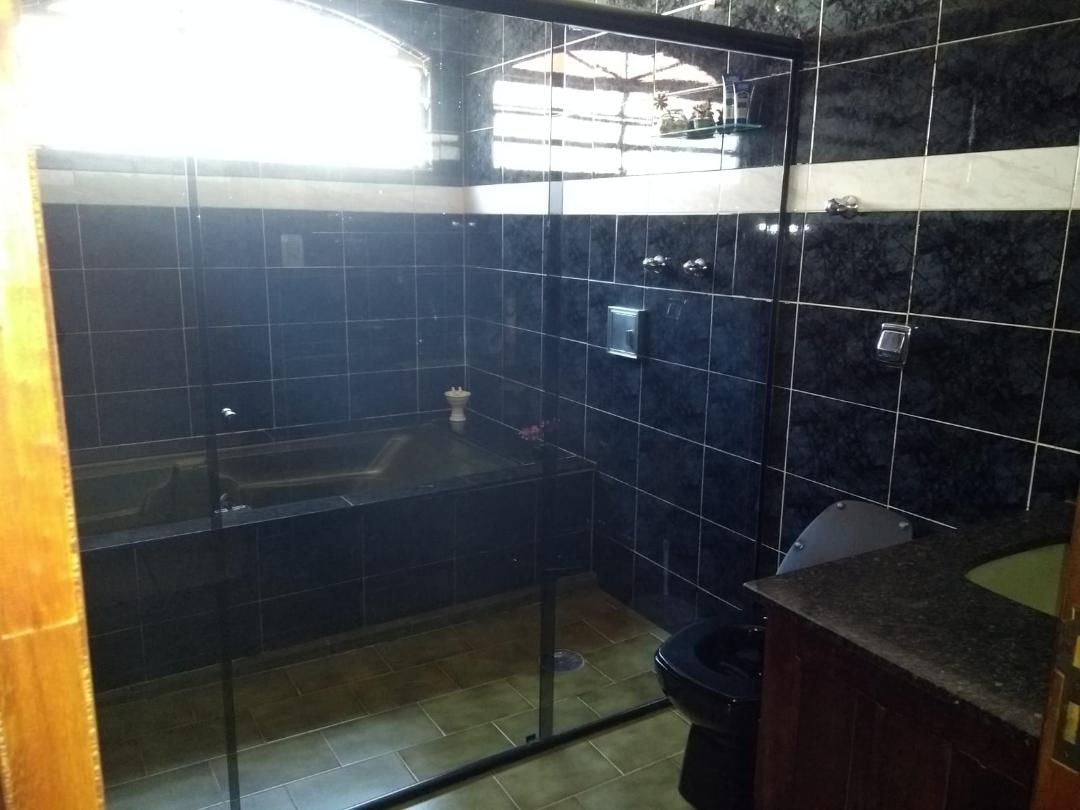 Chácara à venda com 3 quartos, 168m² - Foto 18