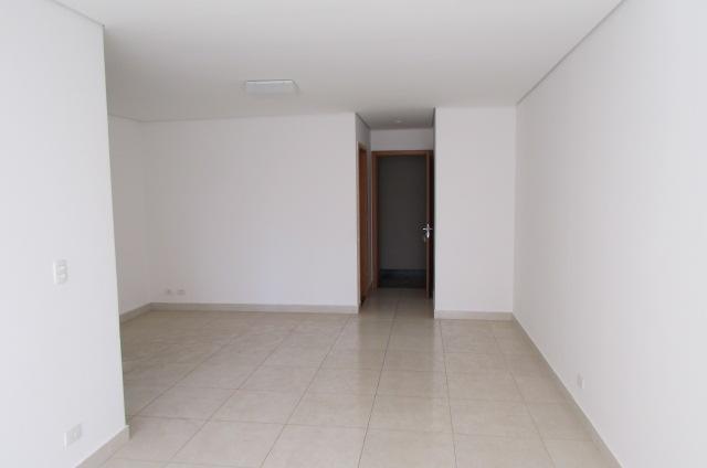 Apartamento à venda com 3 quartos, 109m² - Foto 7