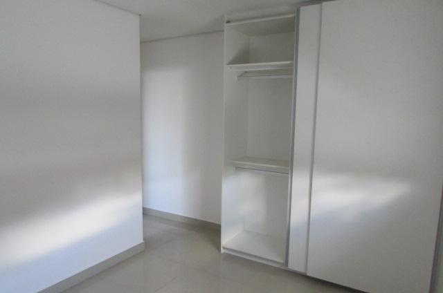 Apartamento à venda com 3 quartos, 109m² - Foto 10