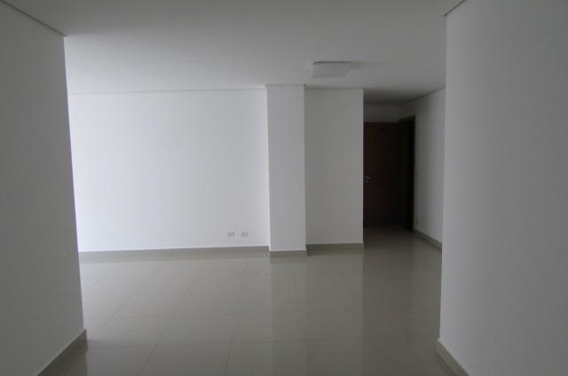 Apartamento à venda com 3 quartos, 109m² - Foto 17