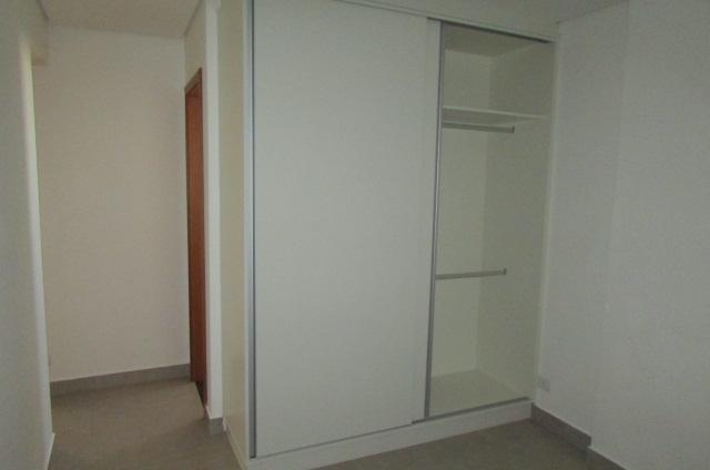 Apartamento à venda com 3 quartos, 109m² - Foto 11