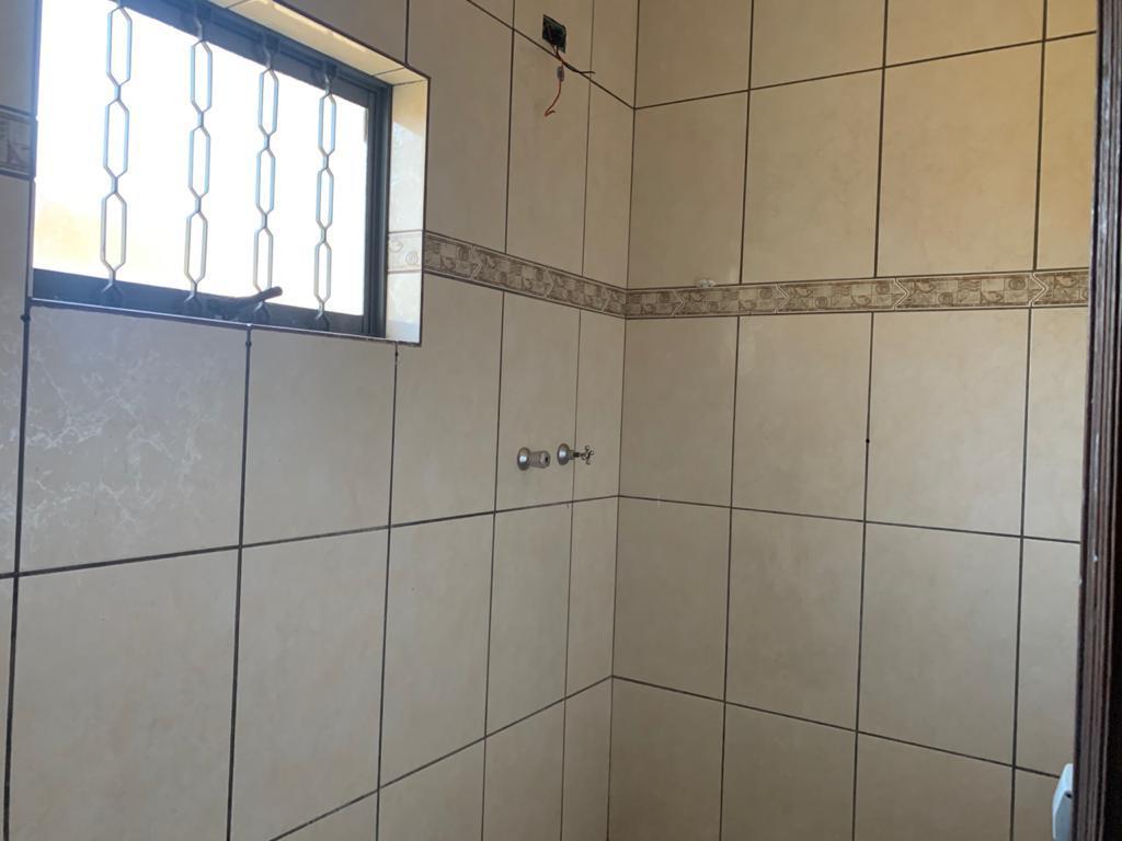 Casa à venda com 3 quartos, 100m² - Foto 14