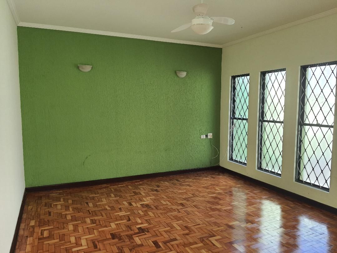 Casa à venda com 3 quartos, 180m² - Foto 5