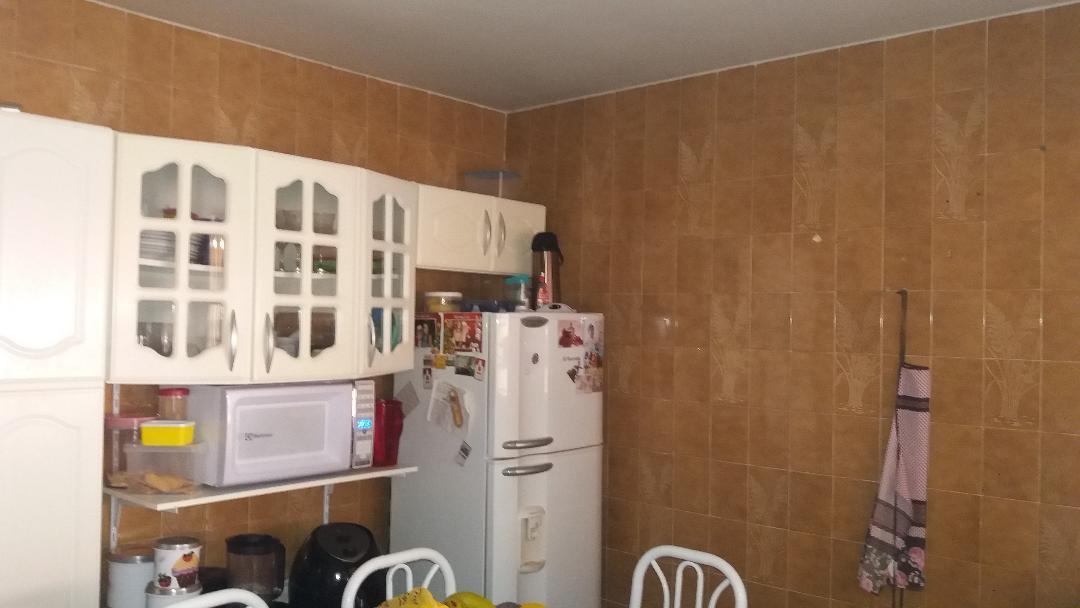 Casa à venda com 2 quartos, 100m² - Foto 10