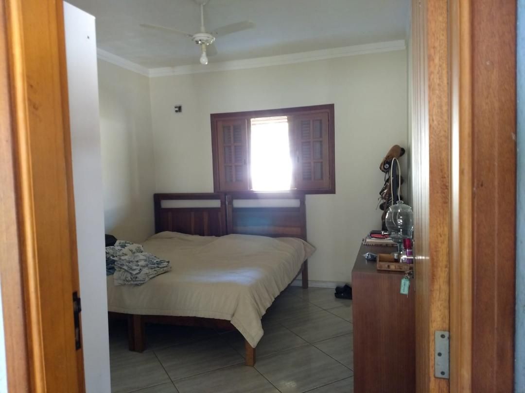 Chácara à venda com 2 quartos, 330m² - Foto 18