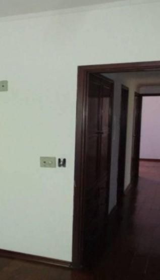 Casa à venda com 3 quartos, 240m² - Foto 7