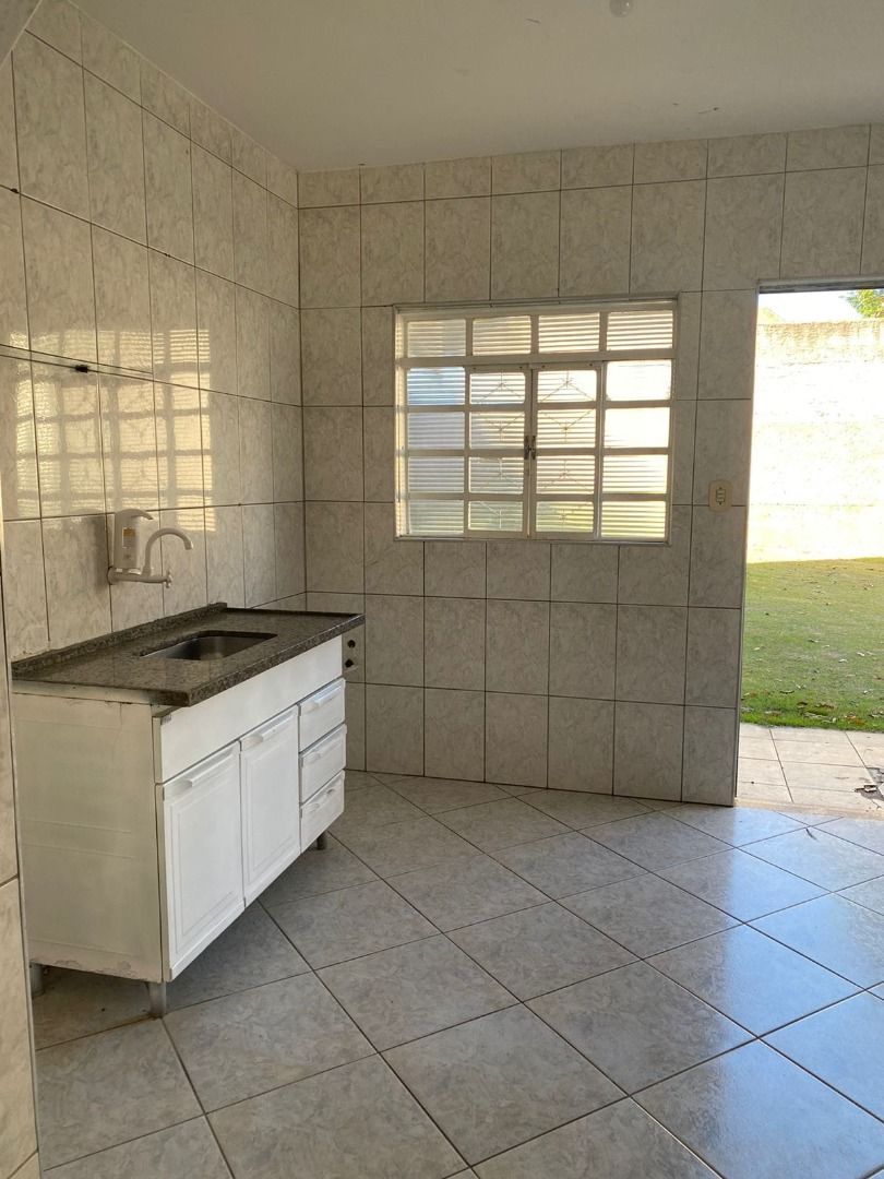 Casa à venda com 2 quartos, 300m² - Foto 24