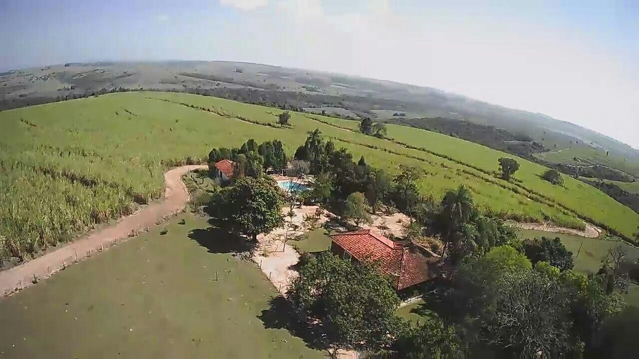 Fazenda à venda com 3 quartos, 600m² - Foto 1