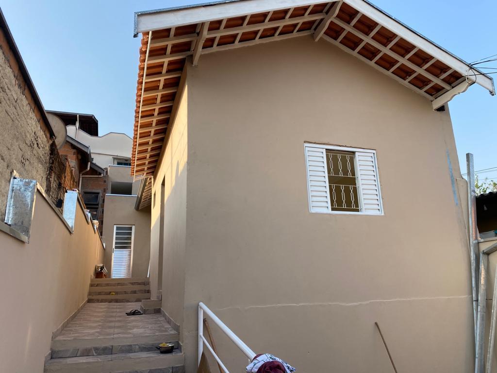 Casa à venda com 3 quartos, 100m² - Foto 3