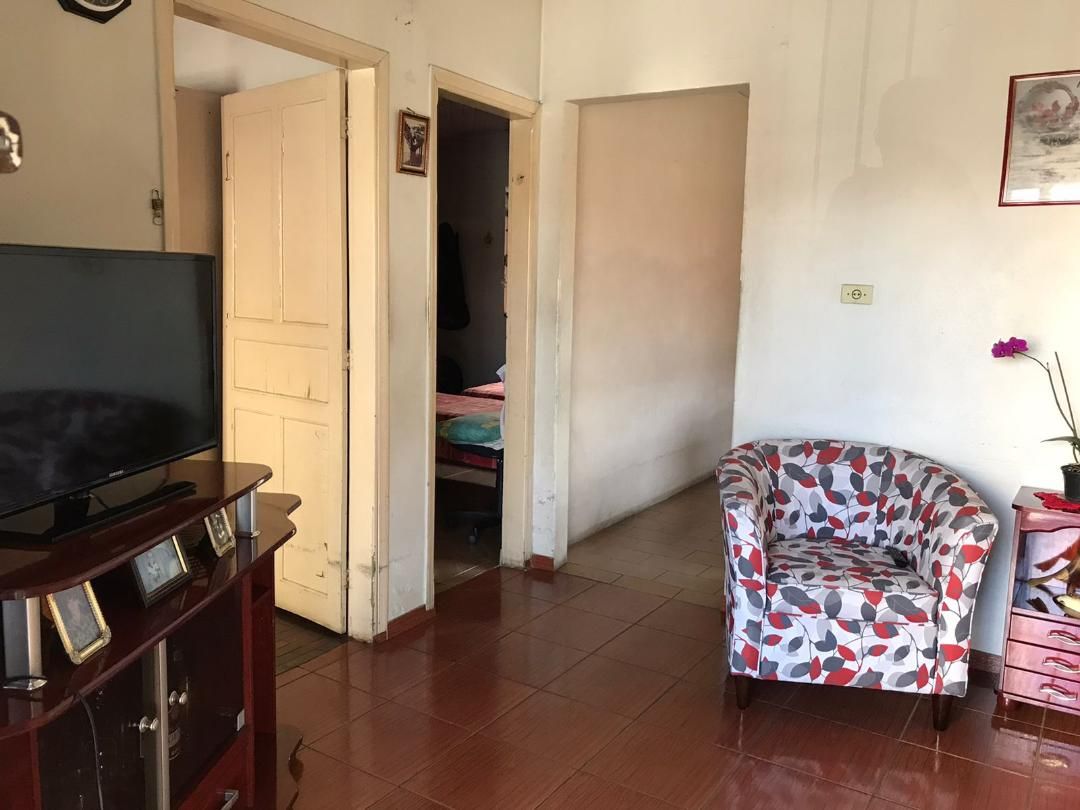 Casa à venda com 2 quartos, 152m² - Foto 2