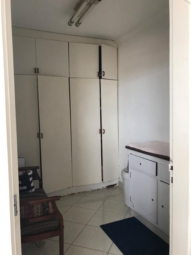 Apartamento à venda com 3 quartos, 156m² - Foto 10