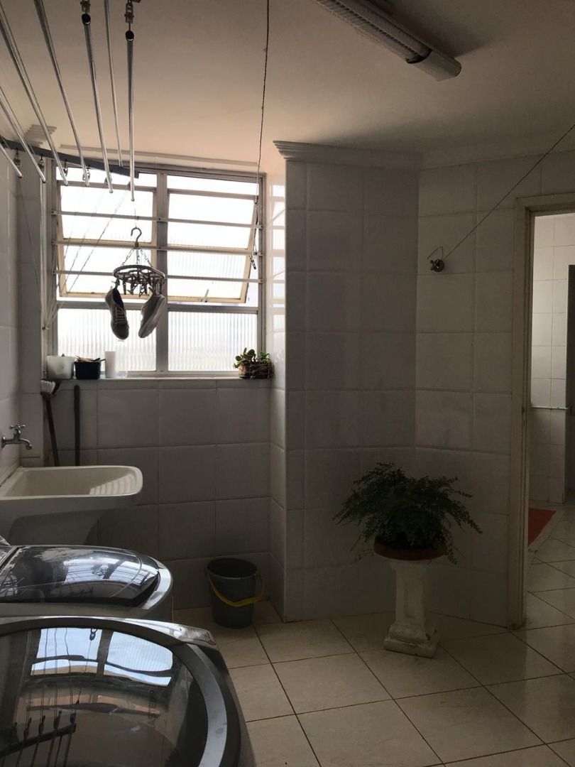 Apartamento à venda com 3 quartos, 156m² - Foto 18