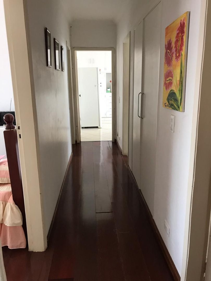 Apartamento à venda com 3 quartos, 156m² - Foto 6