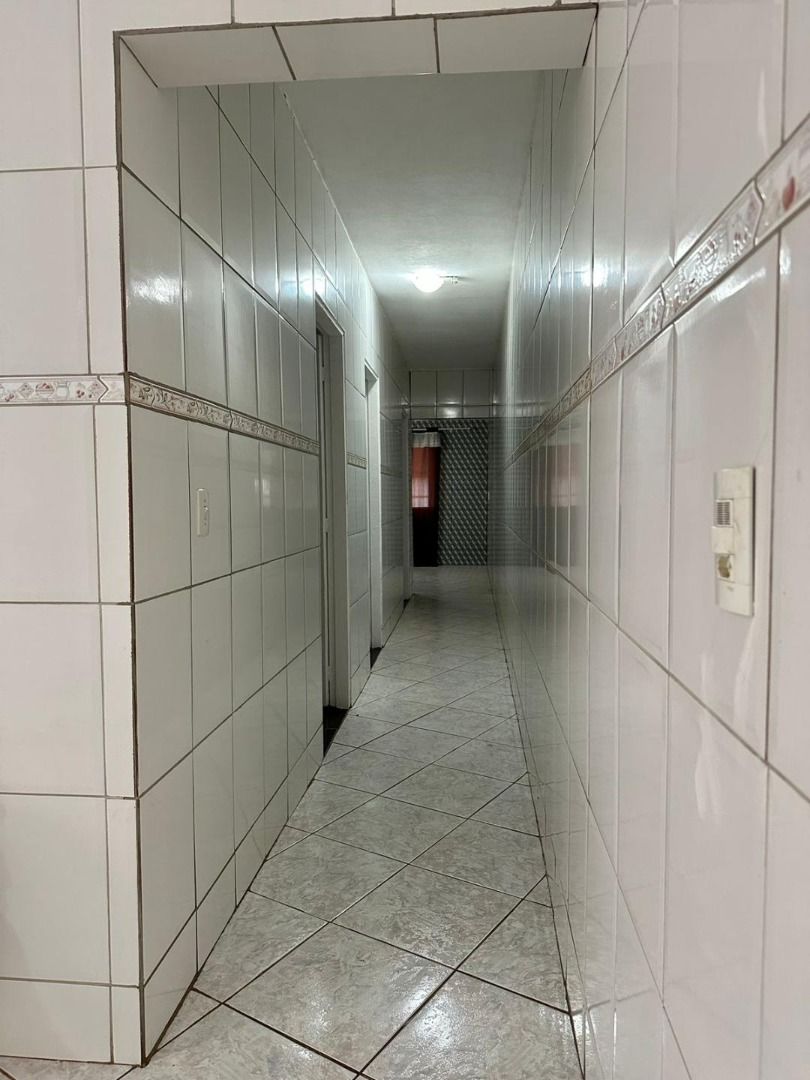 Casa à venda com 3 quartos, 250m² - Foto 15